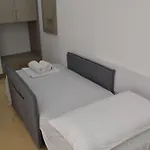 Apartment Sunny Near The Free Parking *
