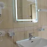 Apartment Sunny Near The Free Parking Vlore
