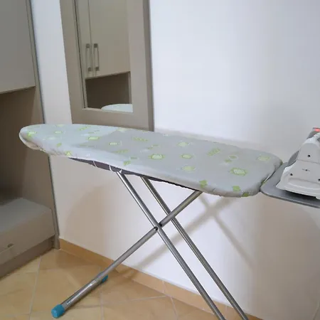 Apartment Sunny Balcony Studio Free Parking