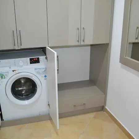 Sunny Distance Free Parking Appartement *